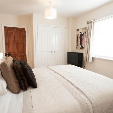 High Hedges Guest House Oxford Esterno foto